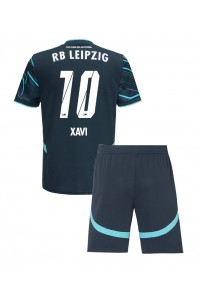 RB Leipzig Xavi Simons #10 Jalkapallovaatteet Lasten Kolmas peliasu 2024-25 Lyhythihainen (+ Lyhyet housut)